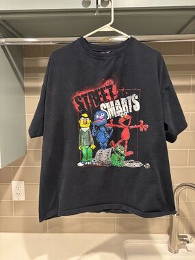 Y2K Sesame Street “Street Smarts” Black Graphic Tee Size XL